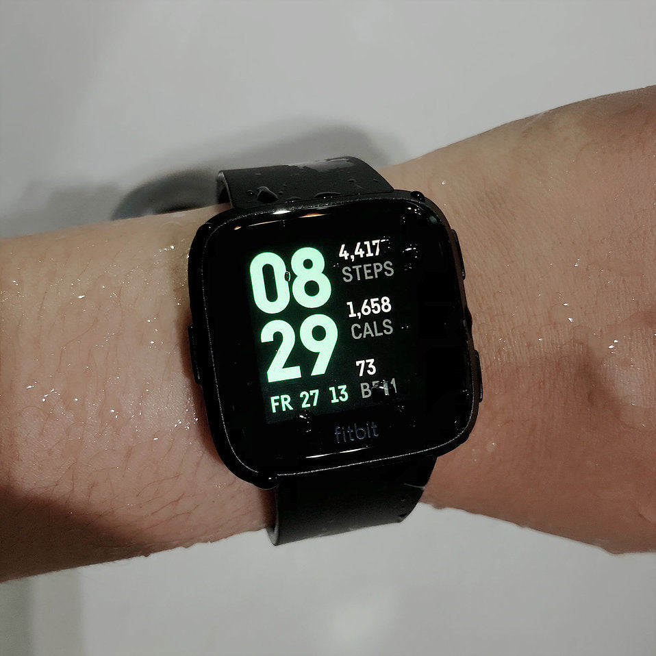 Mini Review: Fitbit Versa – GROOV : Creative Gadgets Store