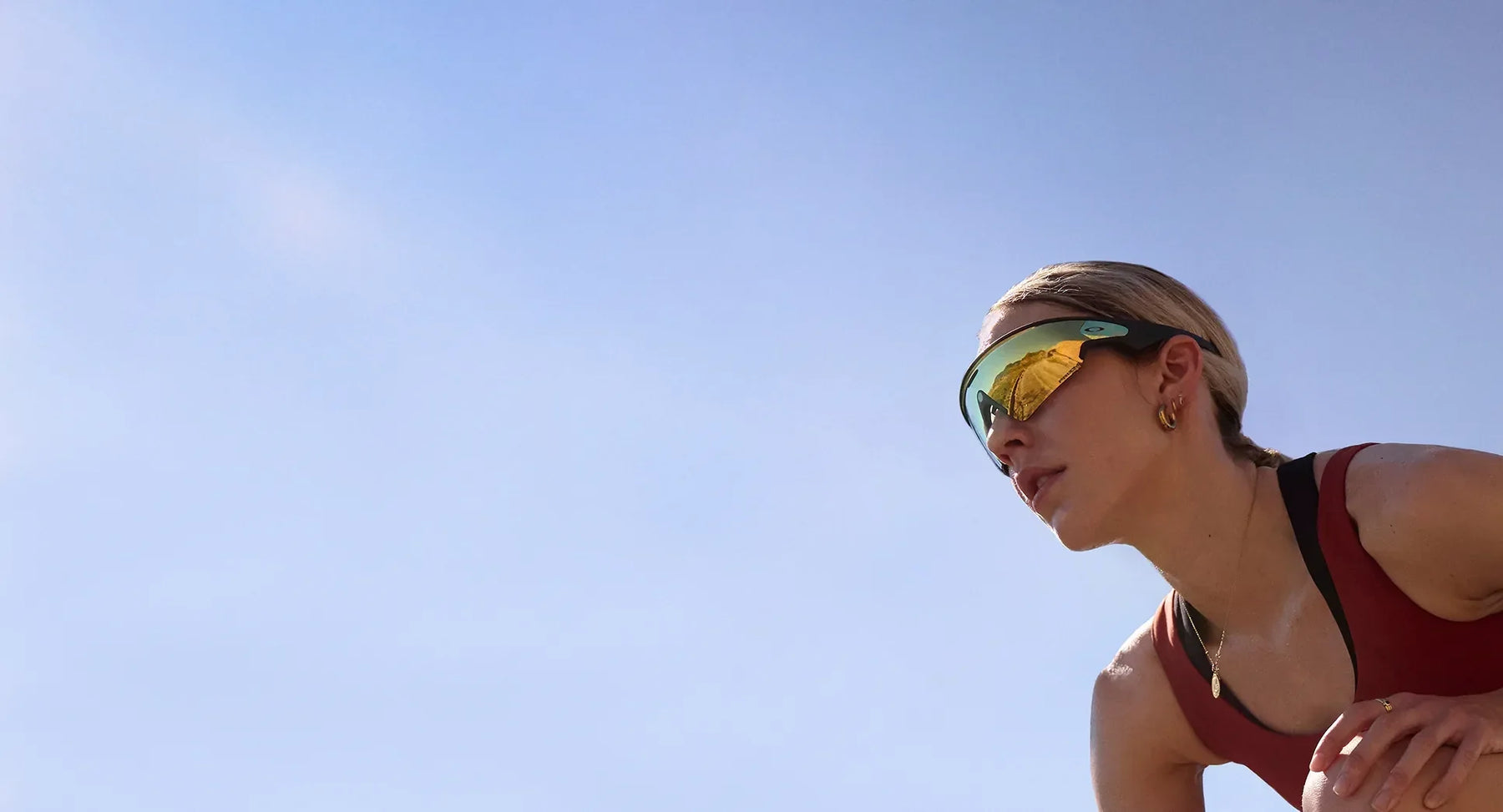 Tech Love: Why the Oakley Meta Vanguard is the Ultimate Valentine's Gift 🕶️❤️