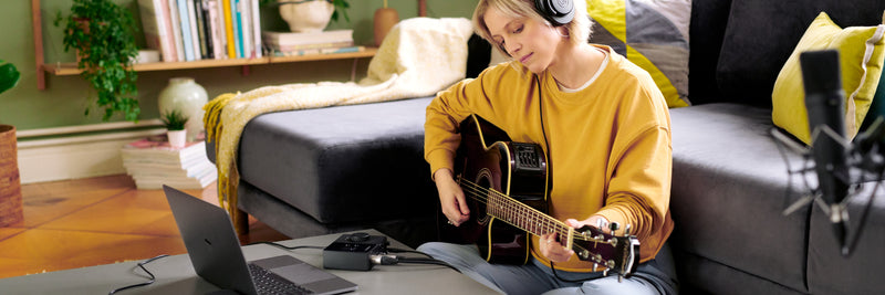 Native Instruments : Komplete Audio 2