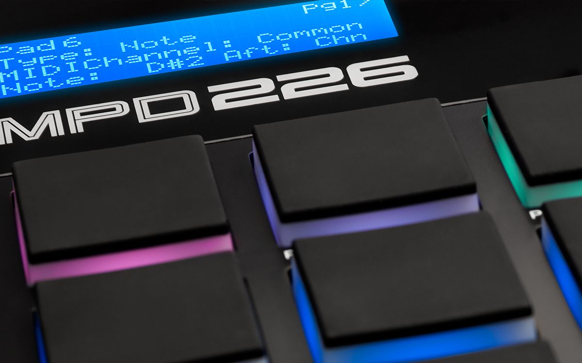 Akai MPD226 - view 4